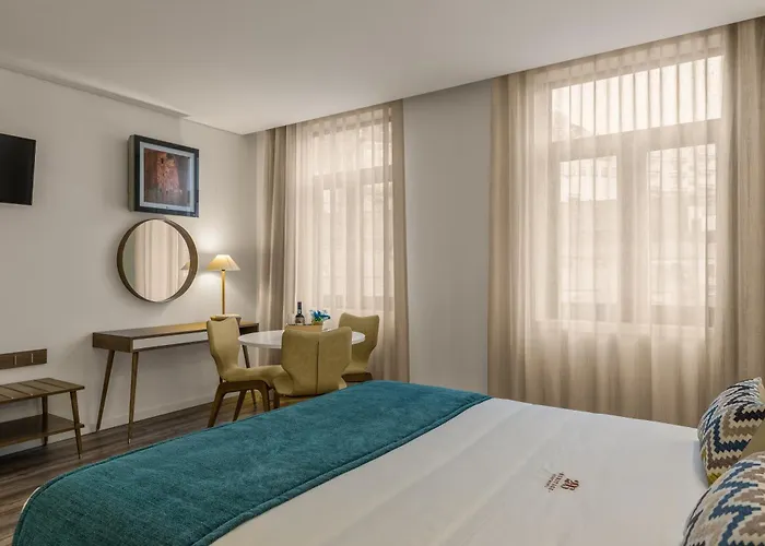 296海瑞提基公寓 *