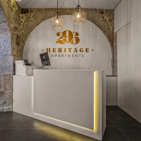 296 Heritage Апартаменты *