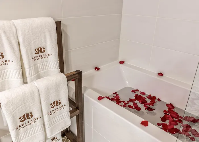 296海瑞提基公寓 公寓